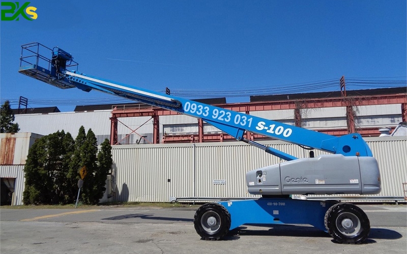 Học lấy chứng chỉ vận hành xe nâng người ở đâu?