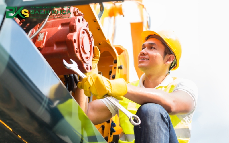 Khóa học Lái Xe cẩu trục - cẩu tự hành