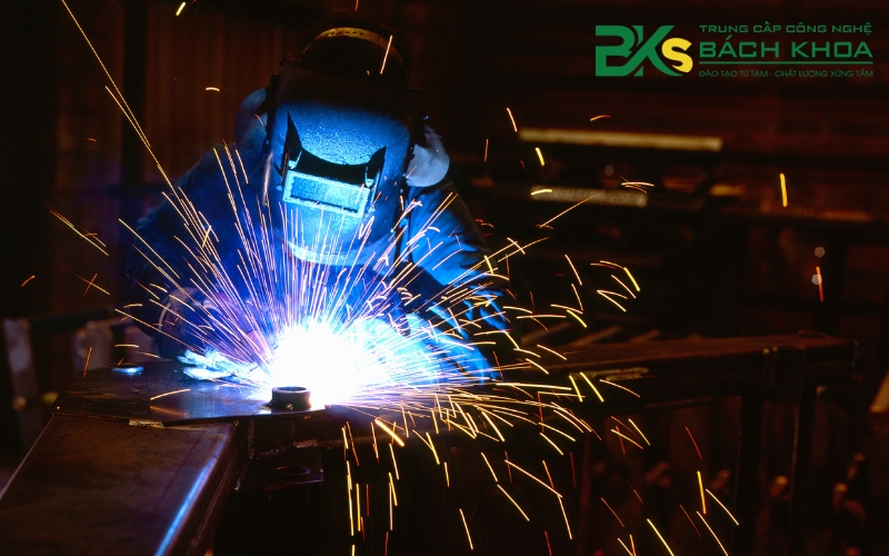 Mức lương thợ Hàn 6G bao nhiêu khi có chứng chỉ