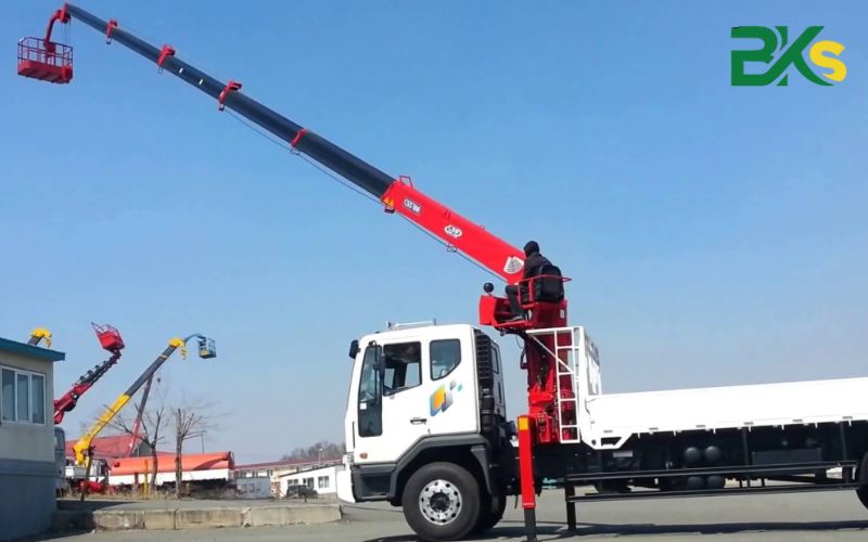 Vì sao cần có Chứng chỉ Lái xe Cẩu tự hành?