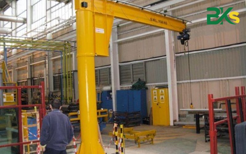 Thời gian đào tạo và hình thức học tập Lái xe Cẩu trục