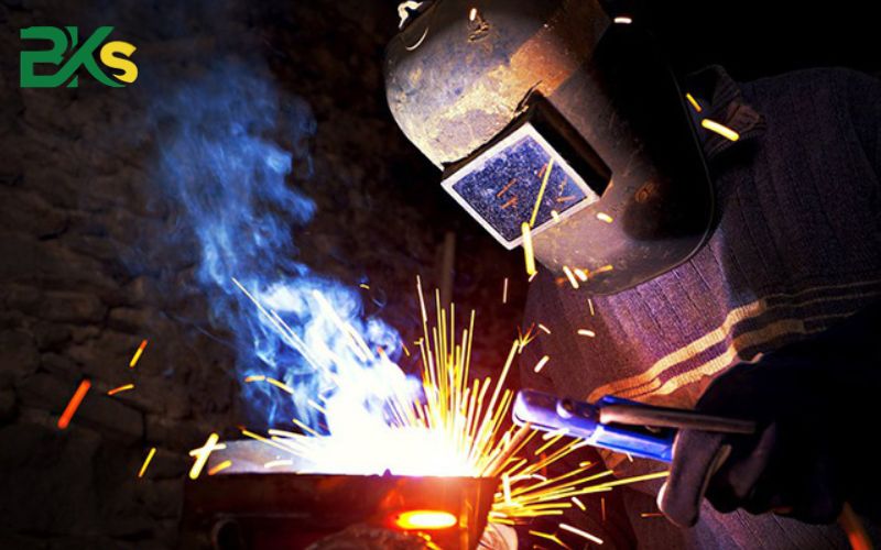 Học Hàn công nghiệp bao lâu thì làm được việc?