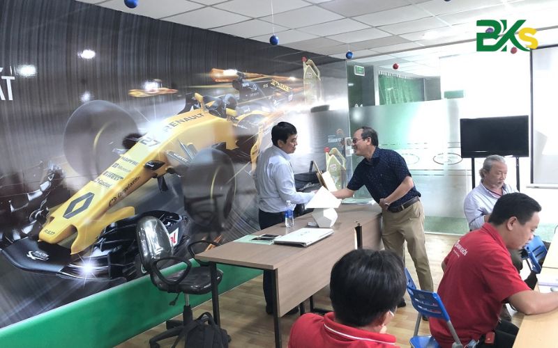 Ai phù hợp với khóa học Điện lạnh ô tô?