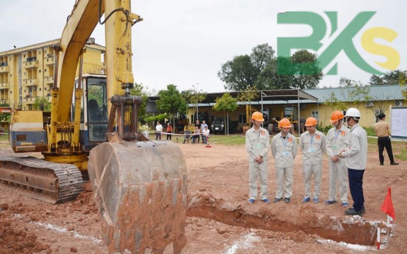 Đăng ký khóa học Lái xe xúc tại Bình Dương 