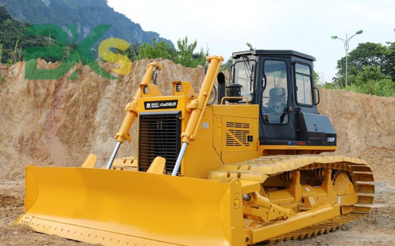 Đối tượng phù hợp với khóa học dạy Lái Xe ủi?