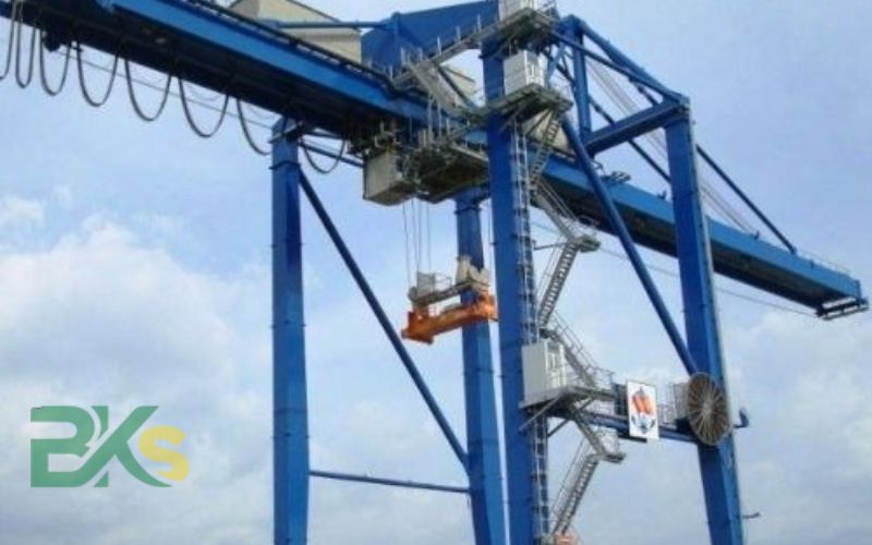 Học Lái Cẩu cảng