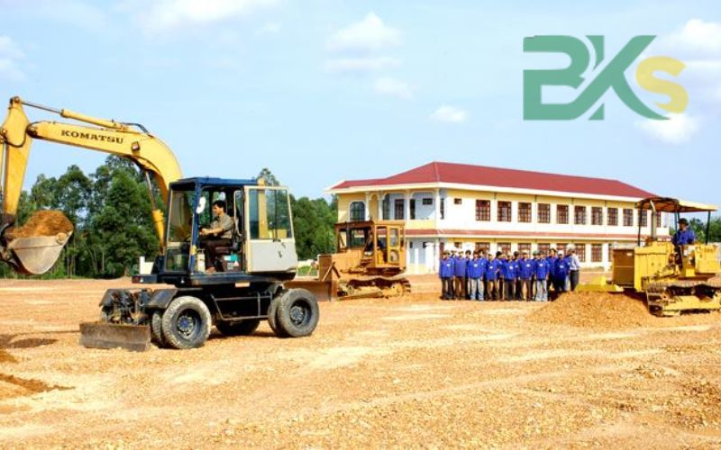 Học lái Máy Xúc xong có được cấp chứng chỉ không?