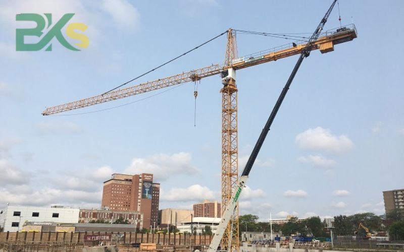 Học Lái xe Cẩu Cấp tốc