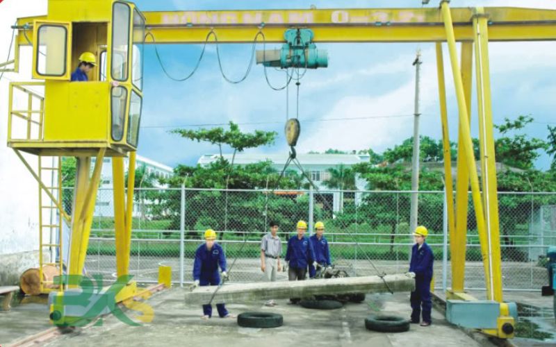 Địa chỉ đào tạo Chứng chỉ nghề vận hành cẩu trục