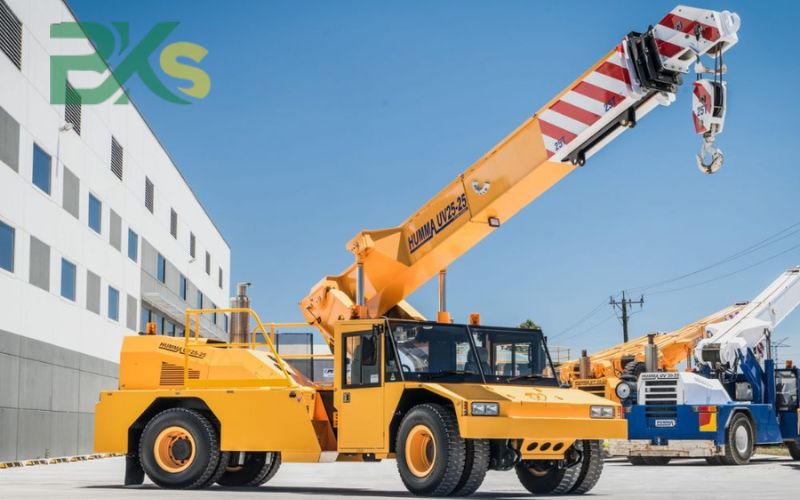 Người mới chưa từng lái máy cẩu có học được không?