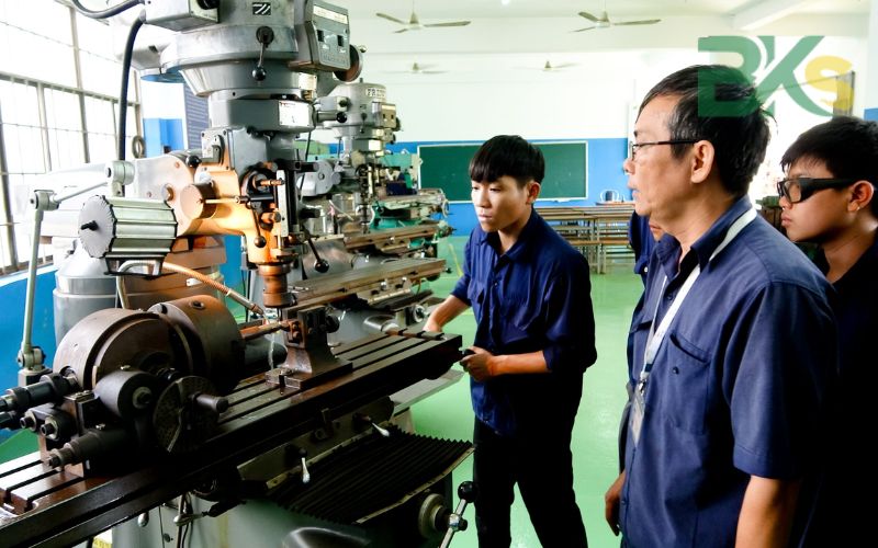 Nội dung khóa học Phay bánh răng có gì?