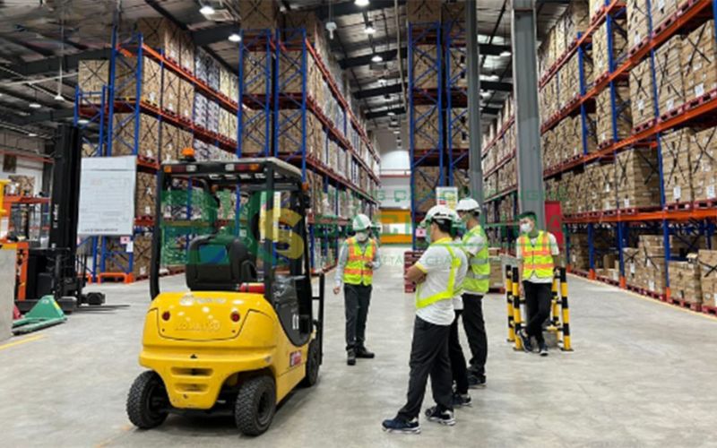 Đào tạo sơ cấp xe nâng hàng có nhiều lý thuyết không?