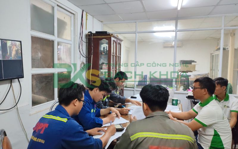 Học phí Đào tạo xe nâng hàng cho doanh nghiệp