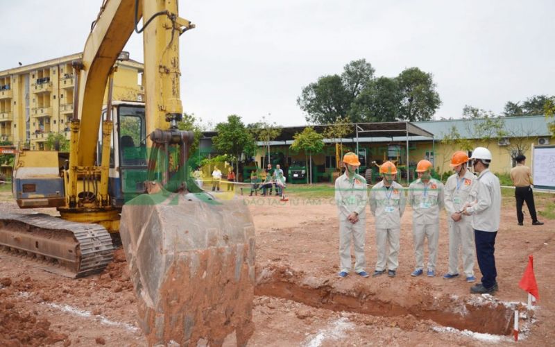 Học vận hành Xe múc xong có được cấp chứng chỉ không?