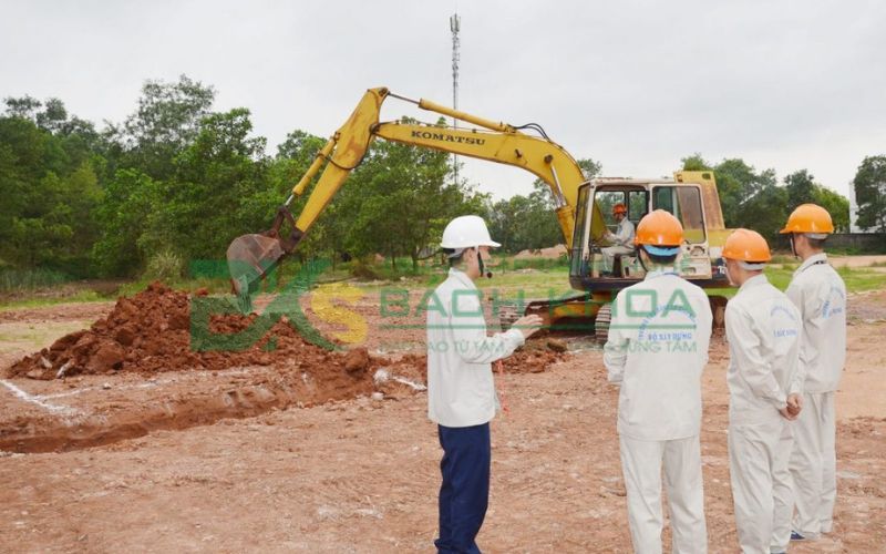 Học vận hành Xe múc