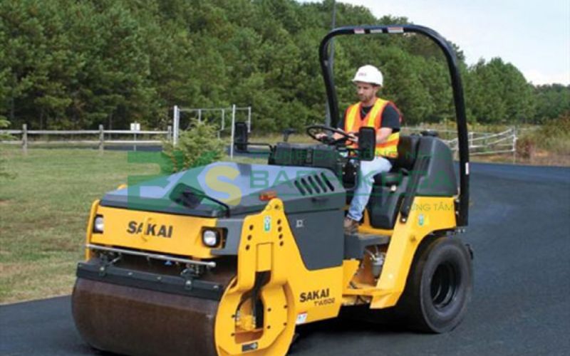 Thi bằng lái xe ủi ở đâu thì đáng để học?