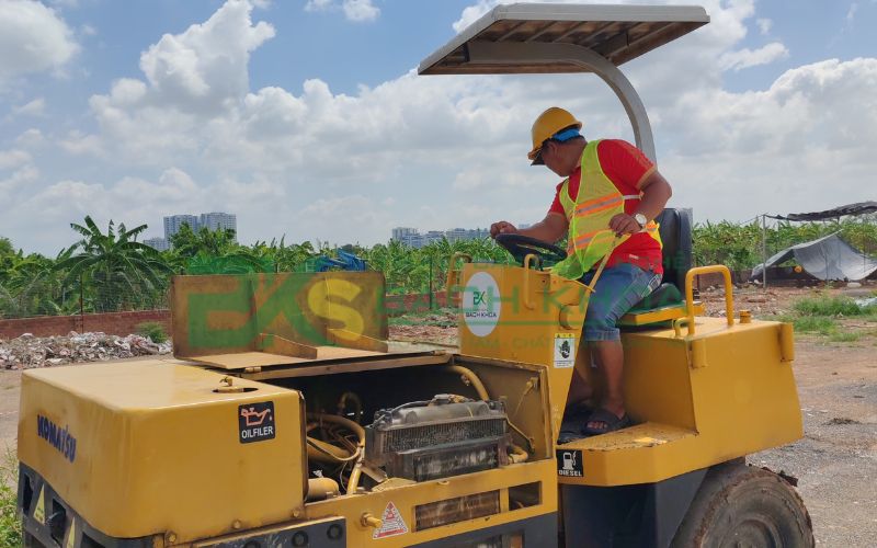 Học chứng chỉ sơ cấp vận hành xe lu có được công nhận không?