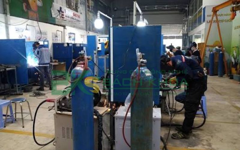 Chương trình học hàn Gouging thổi than