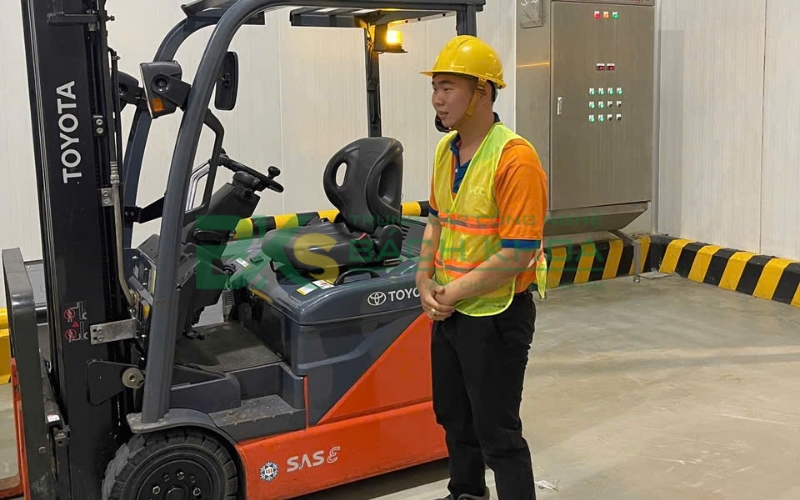 Dịch vụ đào tạo lái Xe Nâng tại Doanh nghiệp của Trường Công Nghệ Bách Khoa