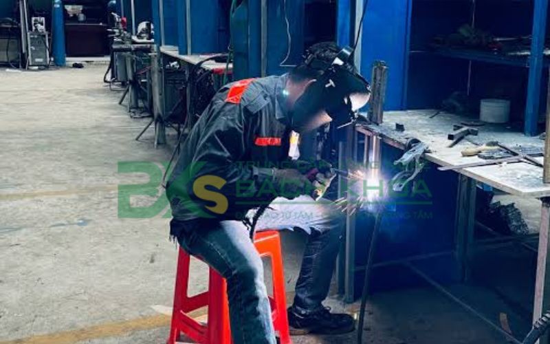 Những lợi ích khi Học hàn TIG cấp tốc